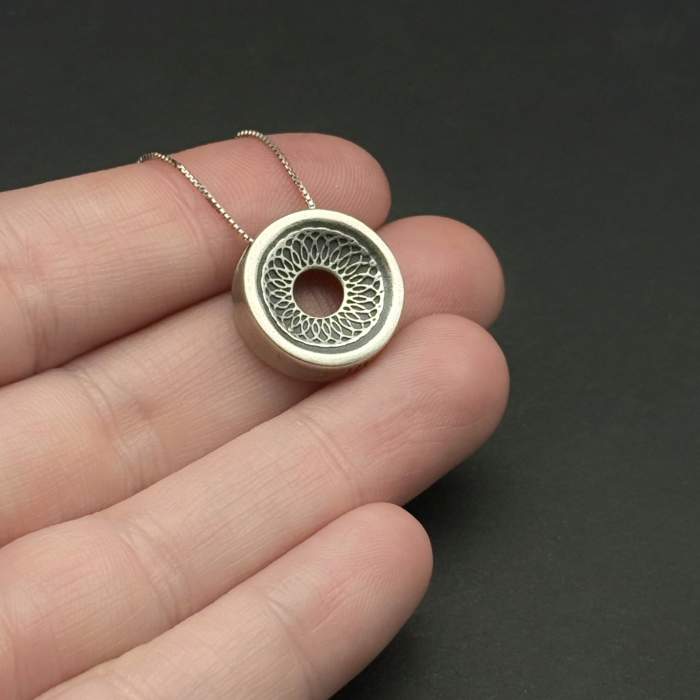 Current Clarity Pendant, 16mm