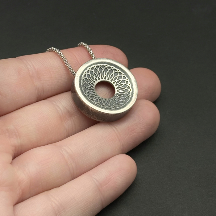 Current Clarity Pendant, 24mm