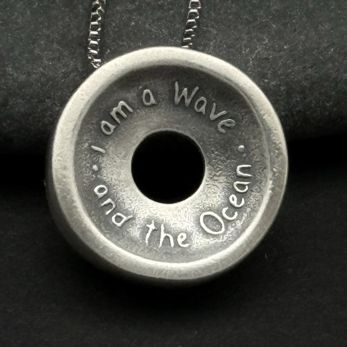Endless Ocean Pendant, 16mm