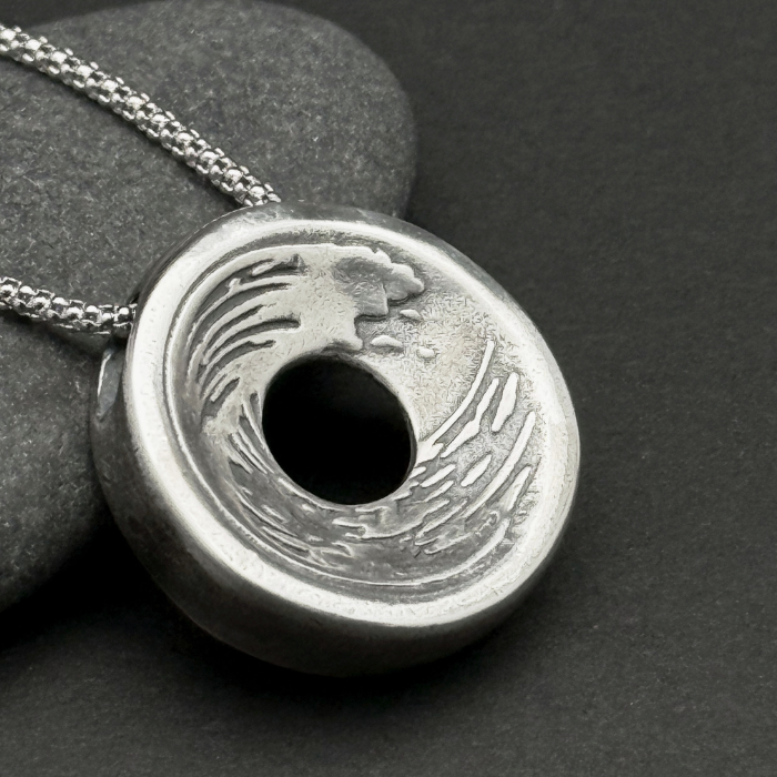 Endless Ocean Pendant, 24mm