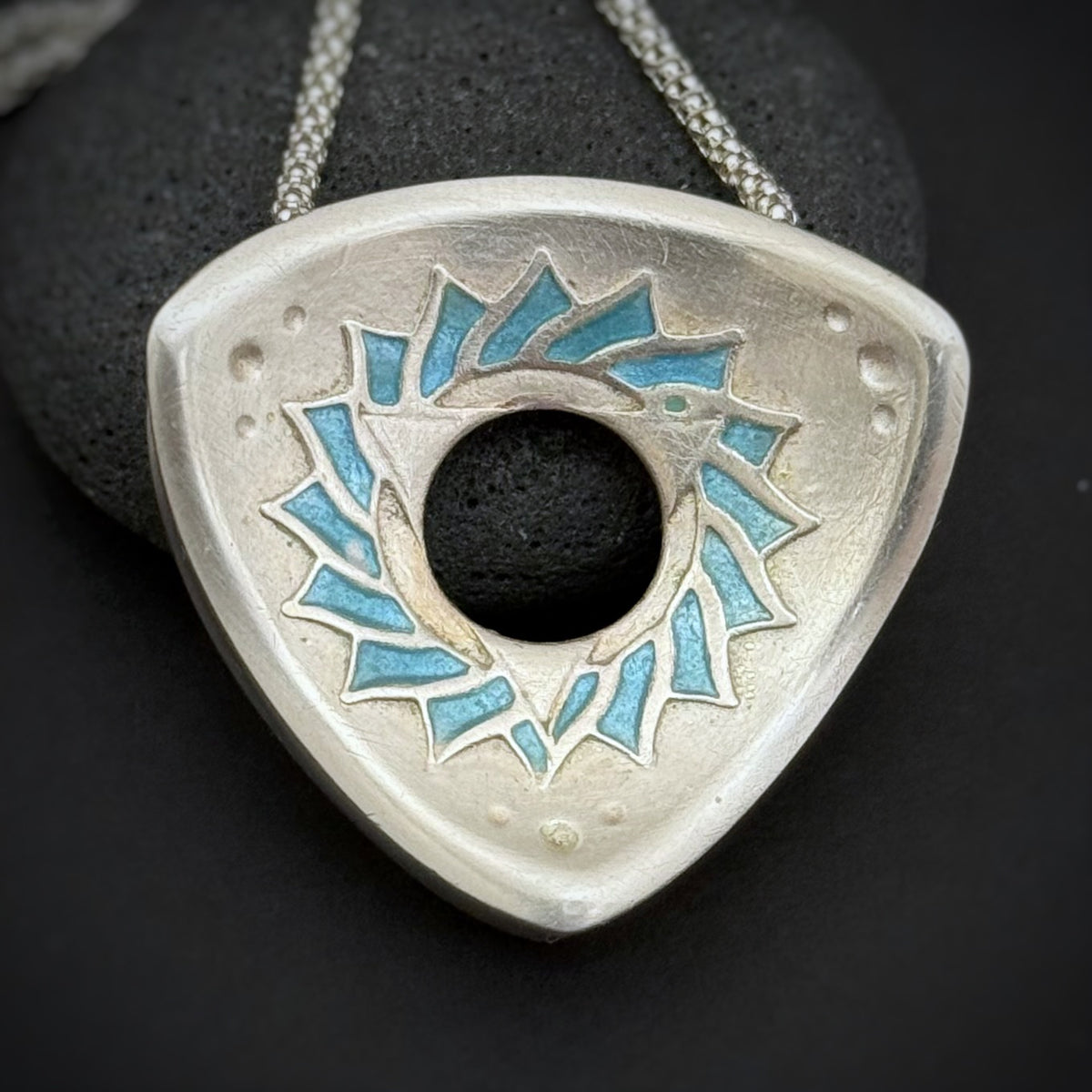 Down Triangle Throat Chakra, 30mm, FS w/Enamel