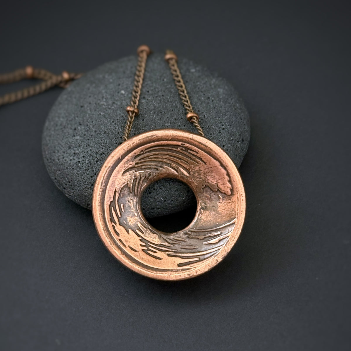 Endless Ocean Pendant, 28mm, Copper