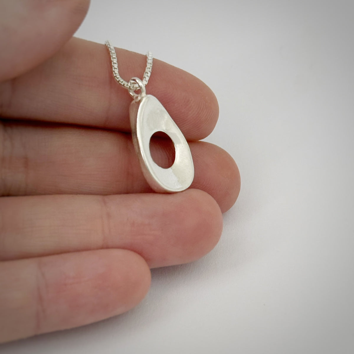 Pure & Simple, The Teardrop, Sterling 17mm